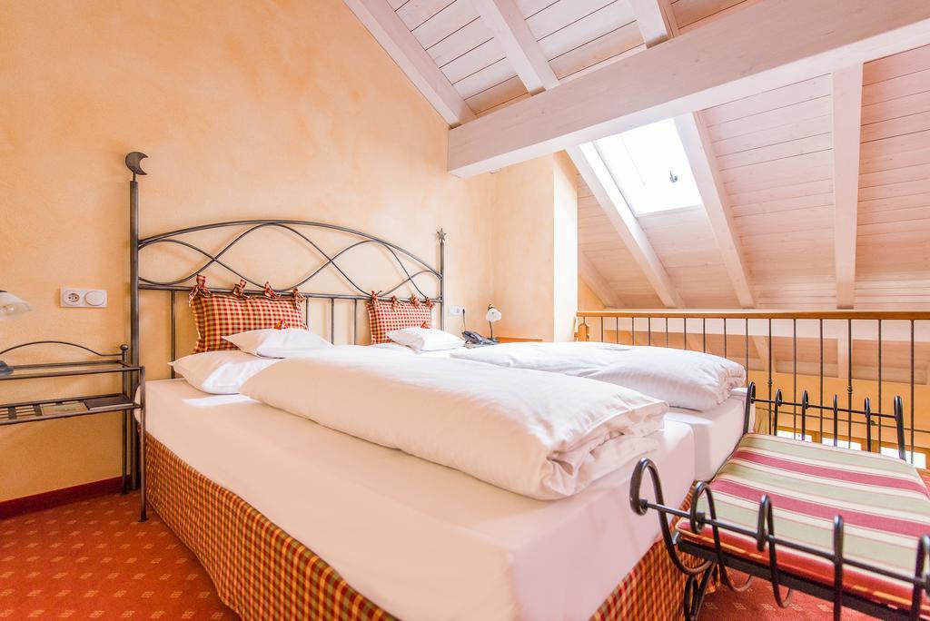 Hotel Und Landgasthof Altwirt Grosshartpenning Екстер'єр фото