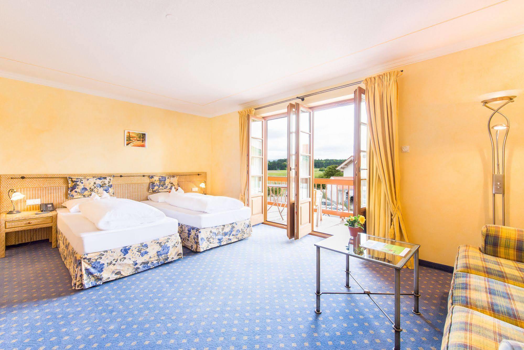 Hotel Und Landgasthof Altwirt Grosshartpenning Екстер'єр фото