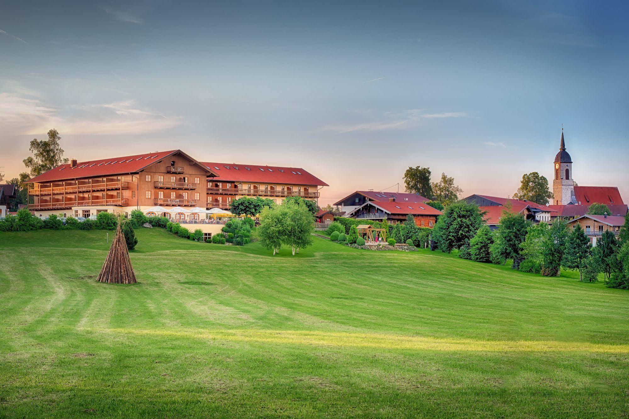Hotel Und Landgasthof Altwirt Grosshartpenning Екстер'єр фото